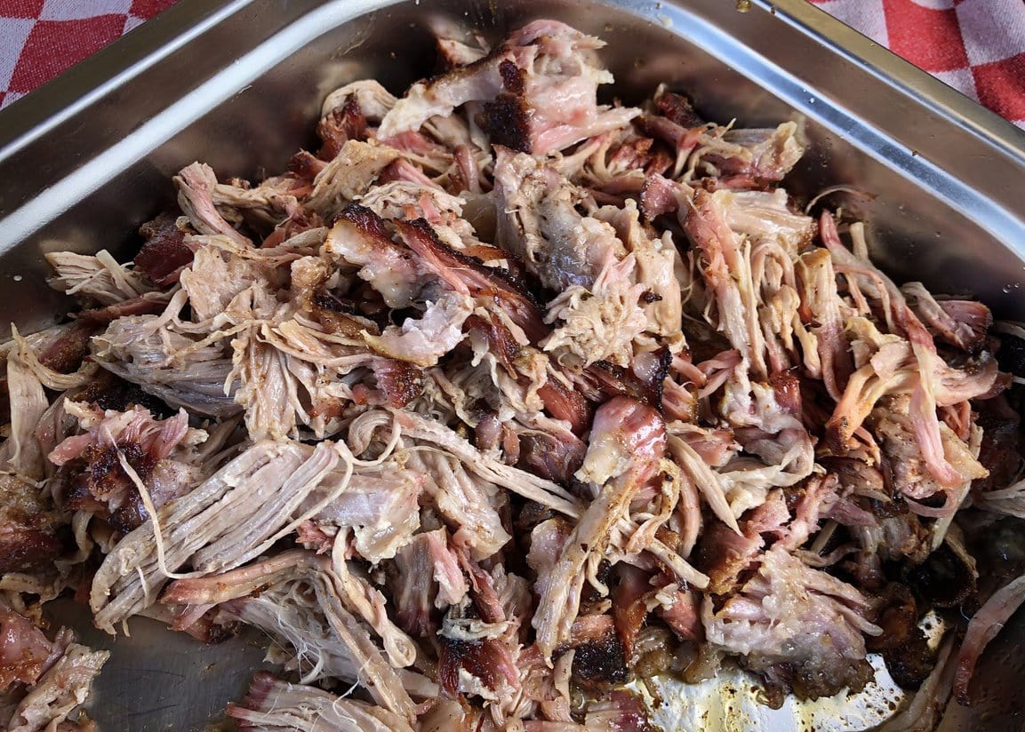 Pulled pork kamado deals